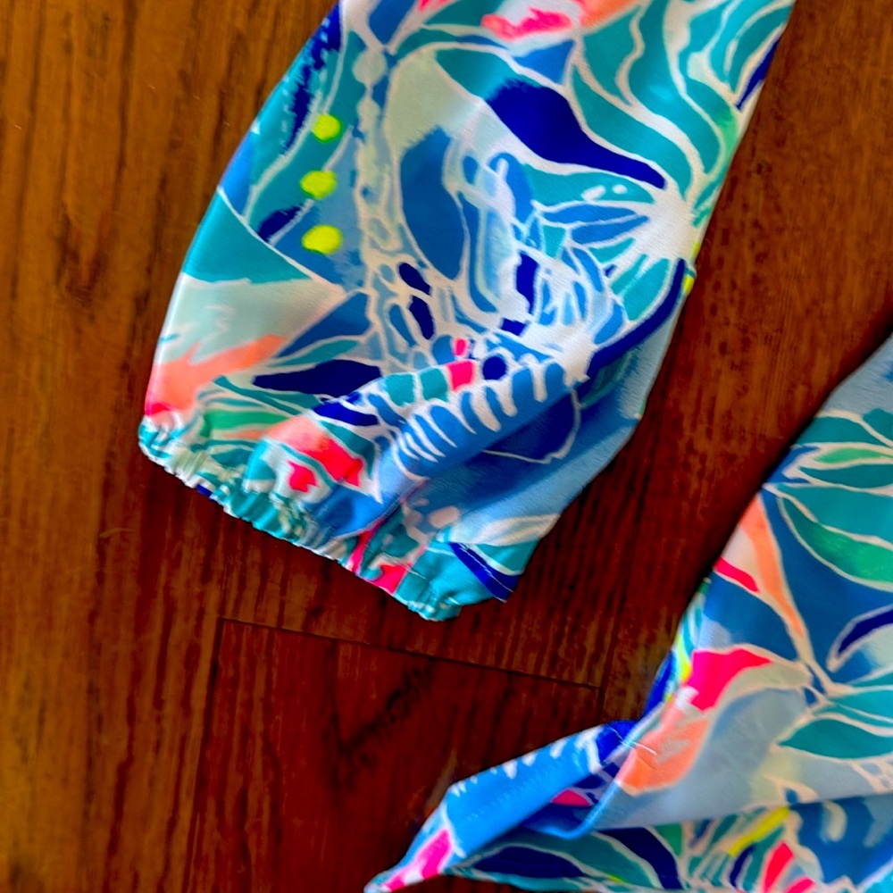 Lilly Pulitzer Blue and Green Floral Top - Picture 4 of 4